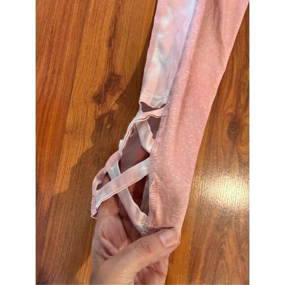 Btween active girls tie-dye leggings with bottom crisscross detail size XL 12 - Picture 2 of 5